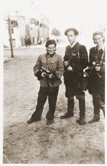 Jewish partisans Rozka Korczak (left), Abba Kovner, and Vitka Kempner in Vilna after the city was liberated. Vilna, July 1944.