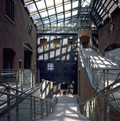 Architecture of the United States Holocaust Memorial Museum