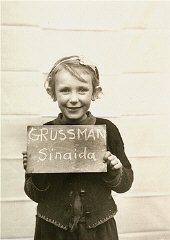 Sinaida Grussman photographed in the Kloster Indersdorf children's center in an attempt to locate surviving relatives