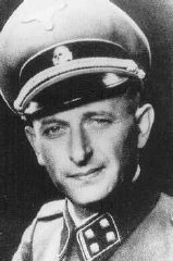 Adolf Eichmann, haut fonctionnaire SS chargé de la déportation des Juifs d’Europe.